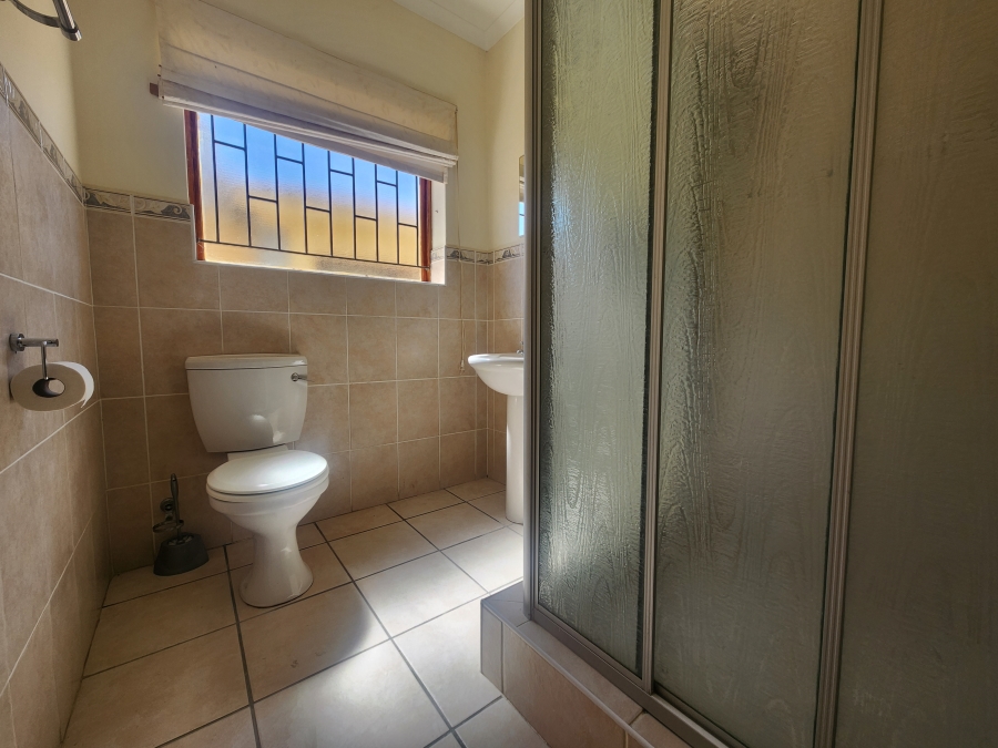 3 Bedroom Property for Sale in Sandbaai Western Cape